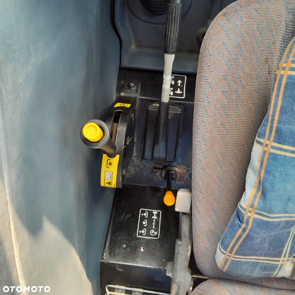 New Holland TD 60 - 13