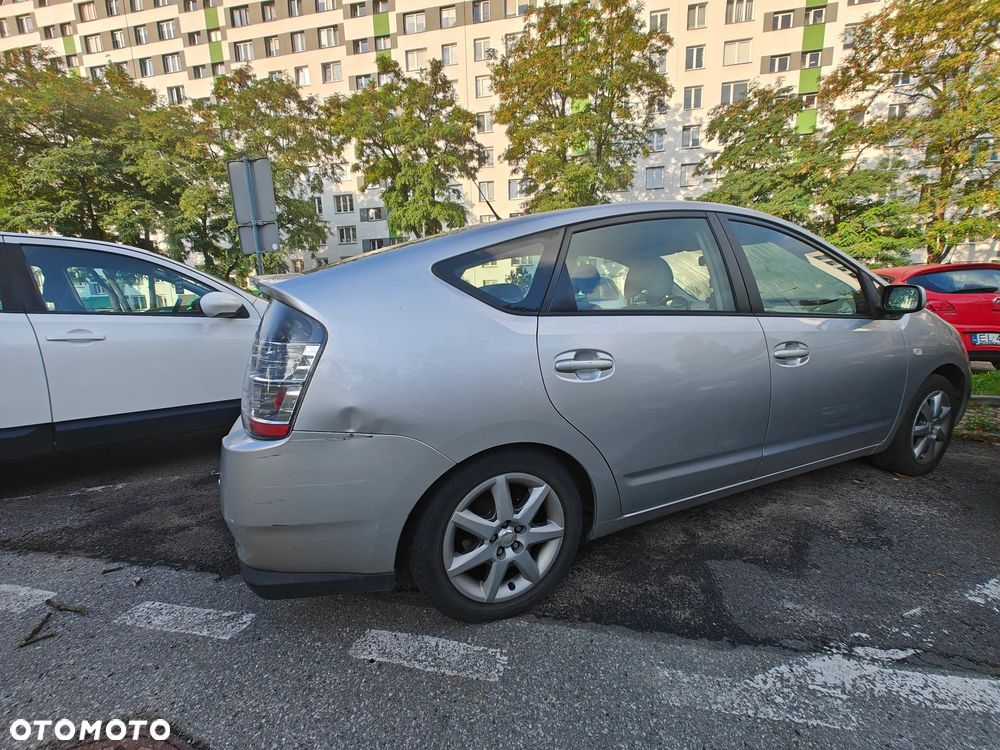 Toyota Prius - 6