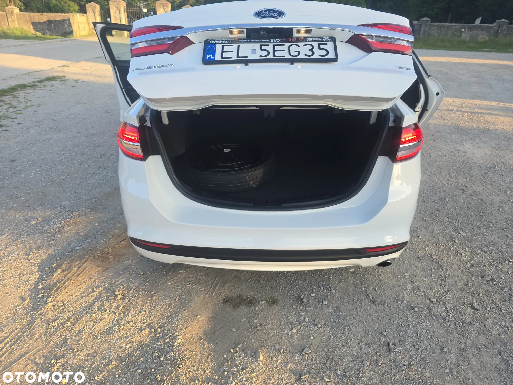 Ford Fusion - 19