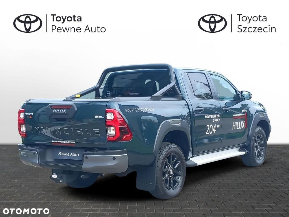 Toyota Hilux 2.8 D-4D mHEV Double Cab Invincible 4x4 - 10