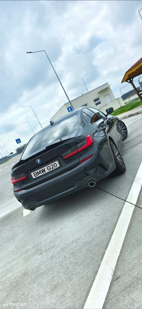 BMW Seria 3 320i AT - 7