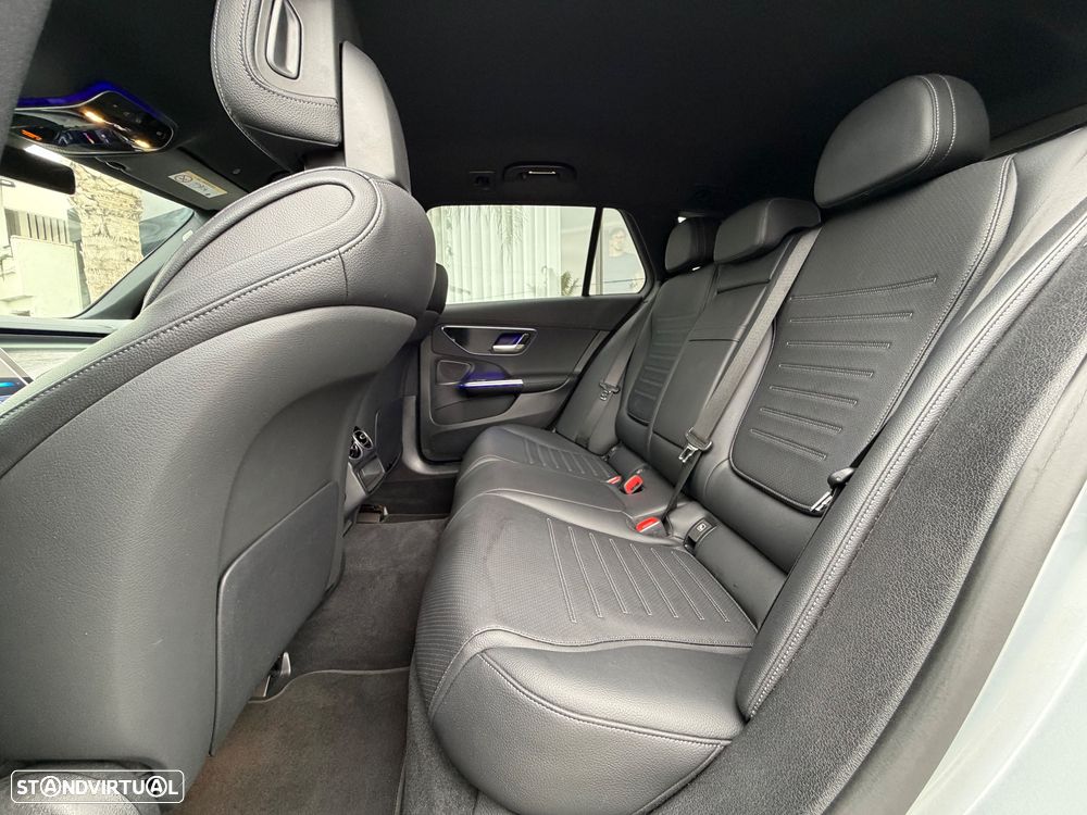 Mercedes-Benz C 300 e AMG Line - 27