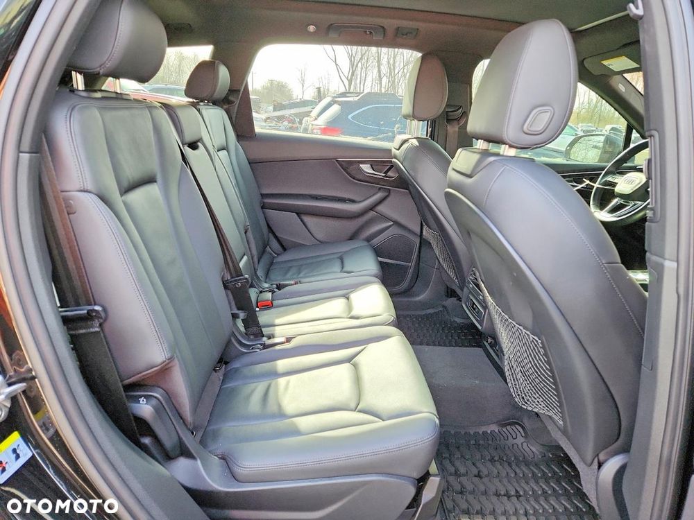 Audi Q7 55 TFSI quattro tiptronic - 12
