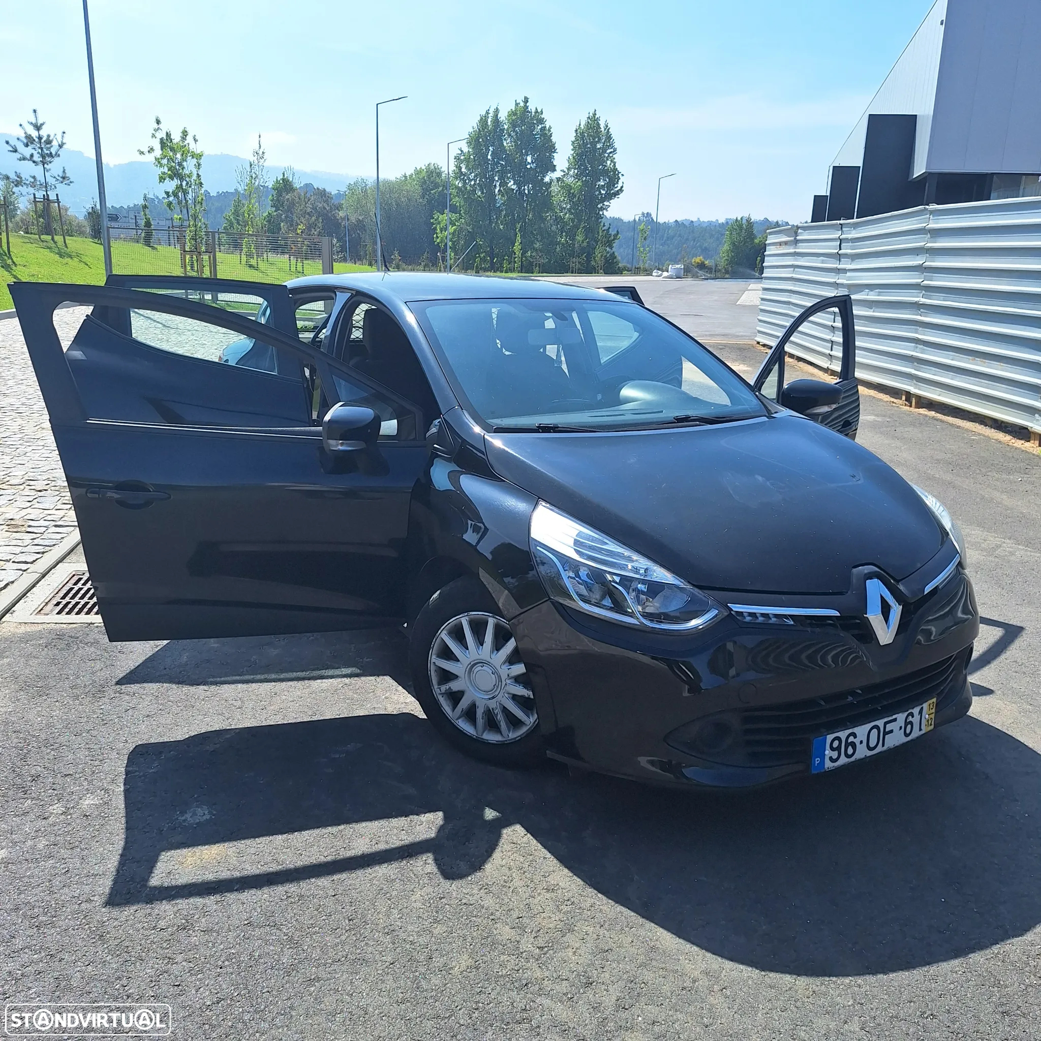 Renault Clio - 33