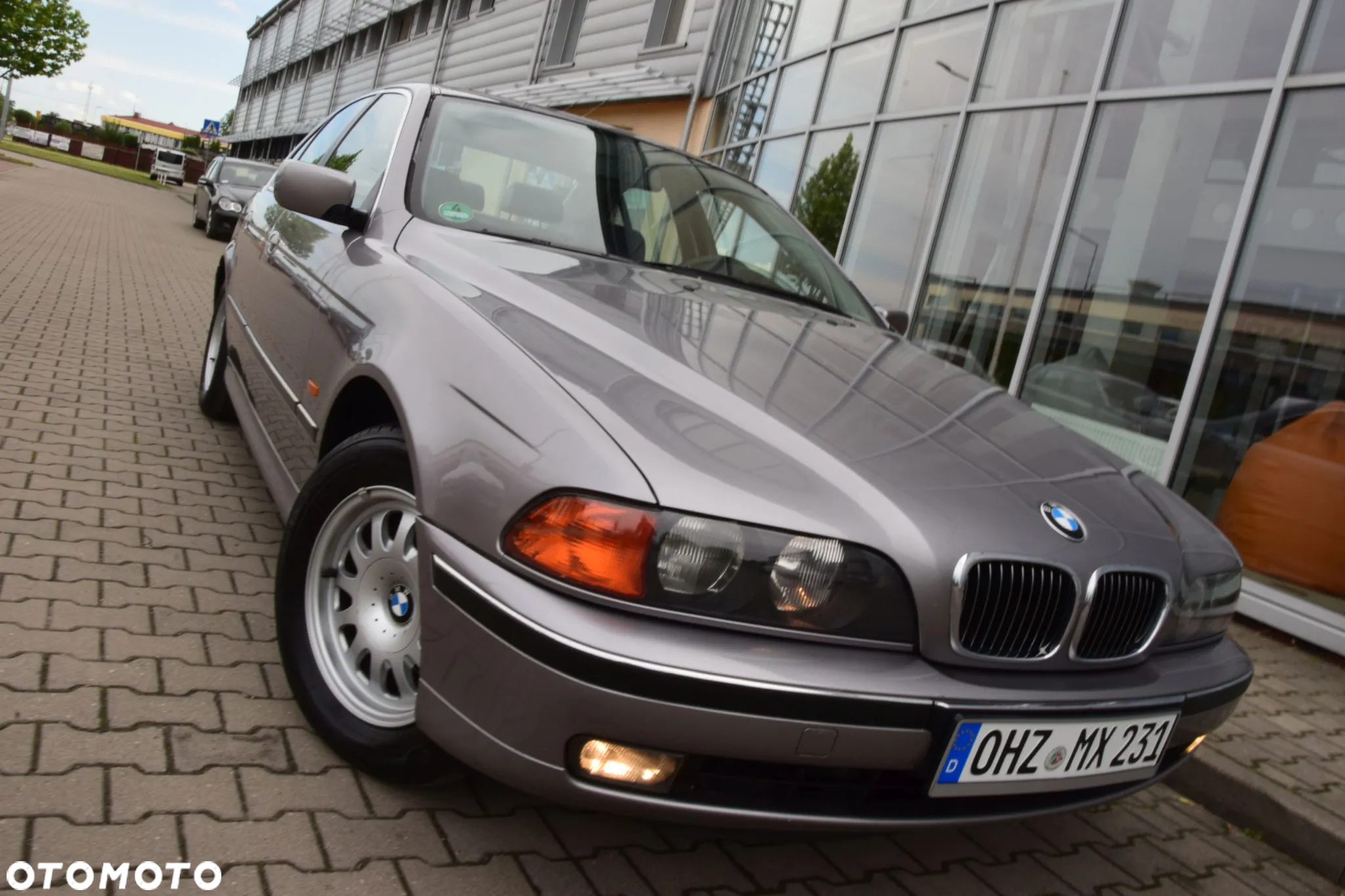 BMW Seria 5 523i - 10