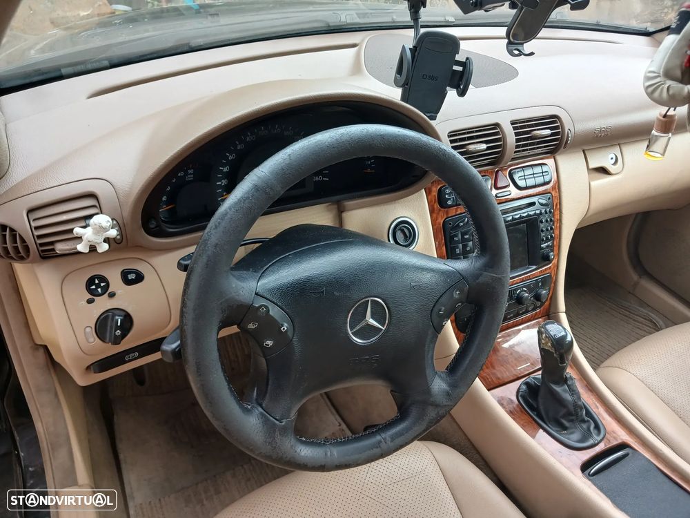 Mercedes-Benz C 220