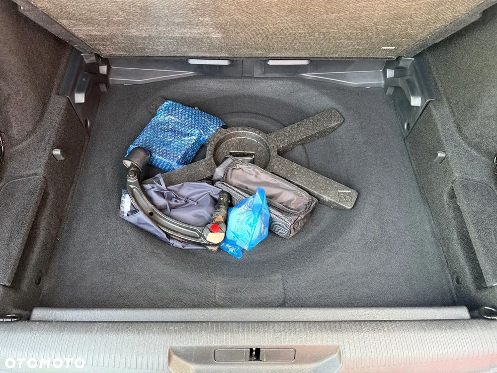 Peugeot 308 1.5 BlueHDi Allure S&S EAT8 - 35