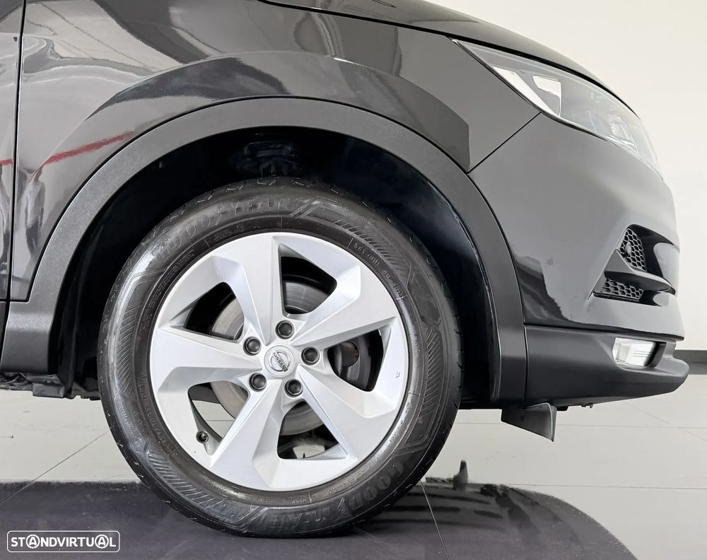 Nissan Qashqai 1.5 dCi N-Connecta - 47