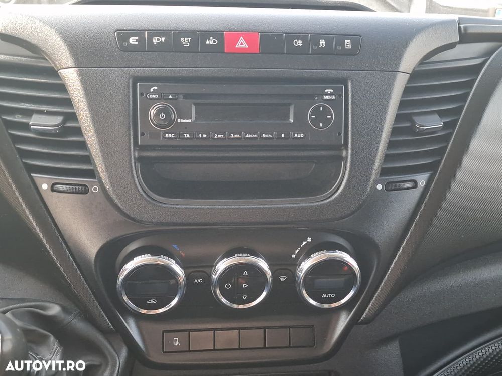 Iveco Daily 35S16 cub cu lift - 13