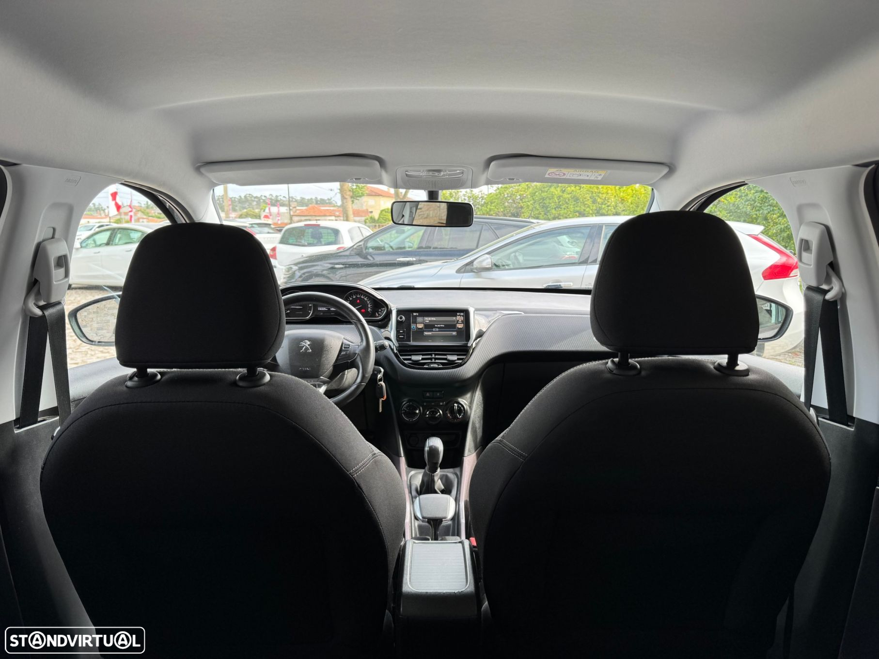 Peugeot 2008 1.2 PureTech Style - 17