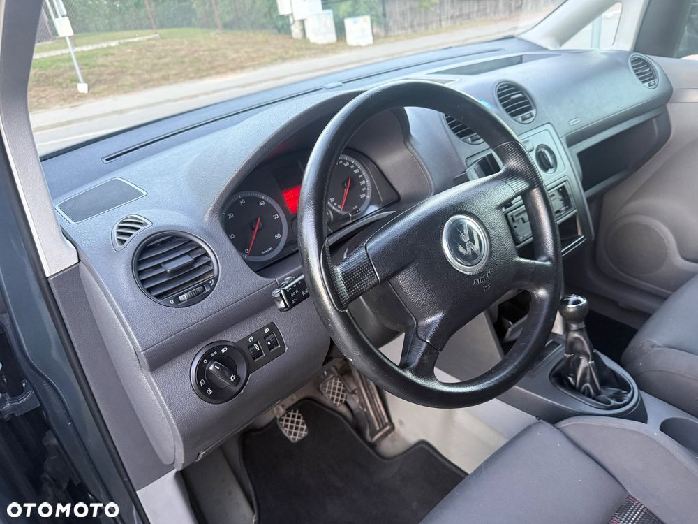 Volkswagen Caddy - 25