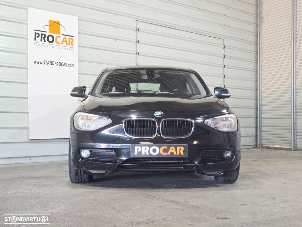 BMW 116 d EfficientDynamics - 12