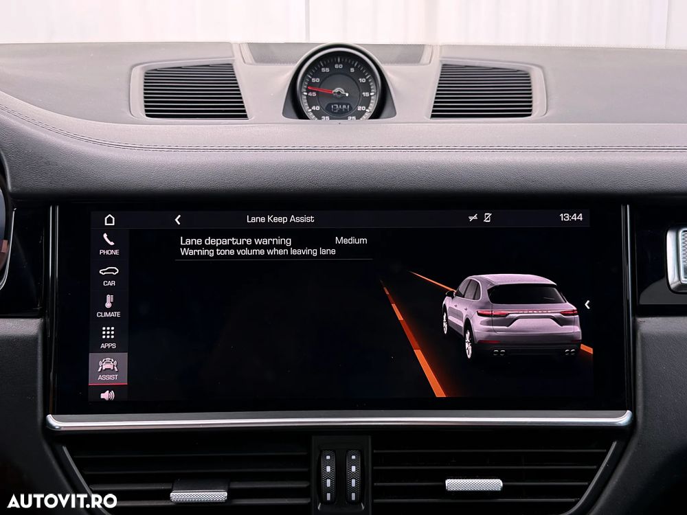 Porsche Cayenne S - 18