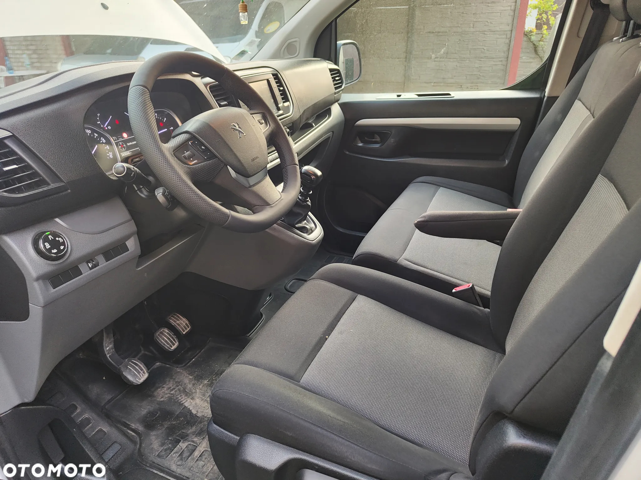 Peugeot Expert 2.0 BlueHDi Long 2,9t Premium (bryg.) - 9