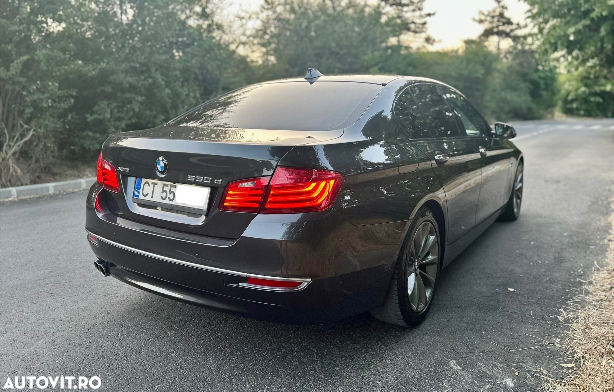 BMW Seria 5 530d xDrive - 9