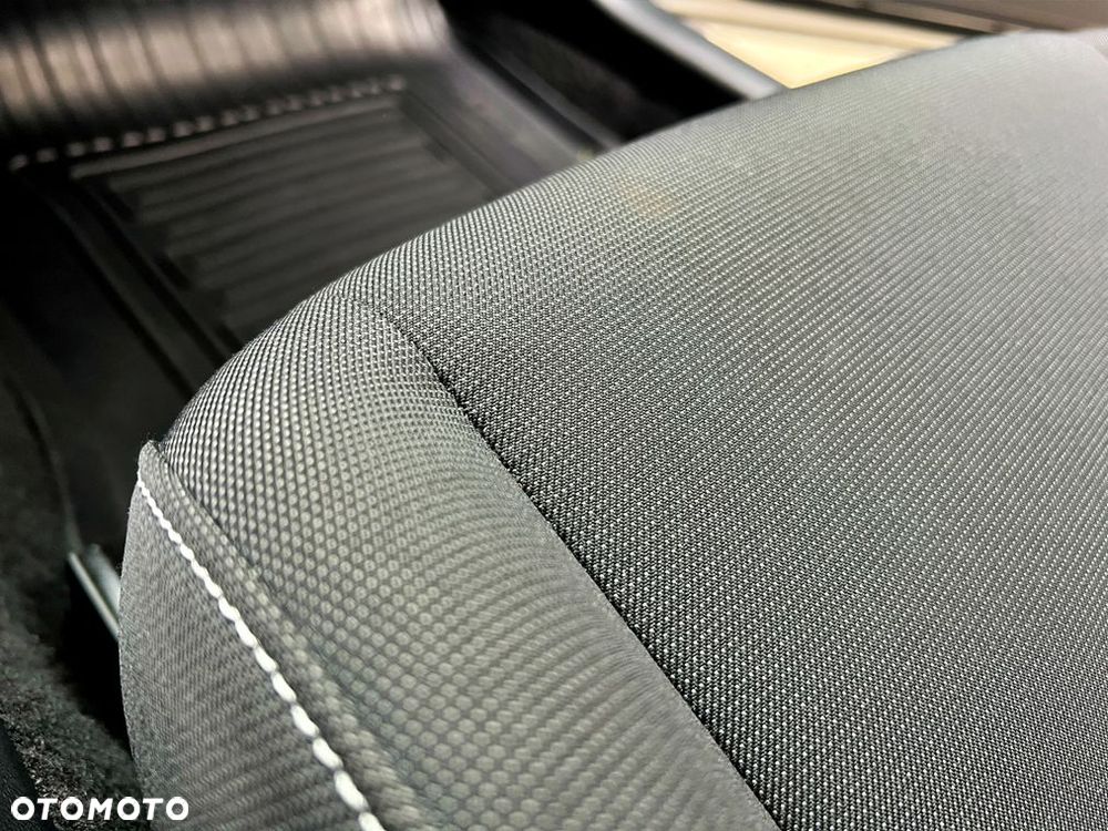 Toyota Corolla 2.0 Hybrid Comfort - 14