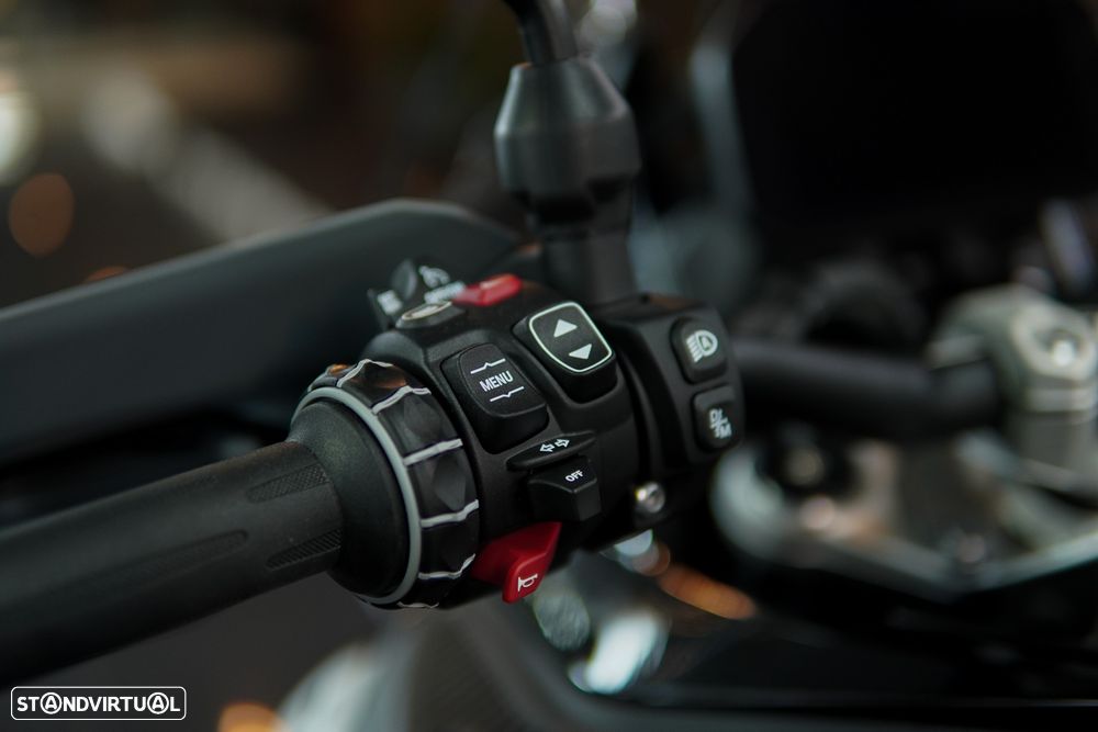 BMW R 1300 GS Adventure TRIPLE BLACK ASA - 47