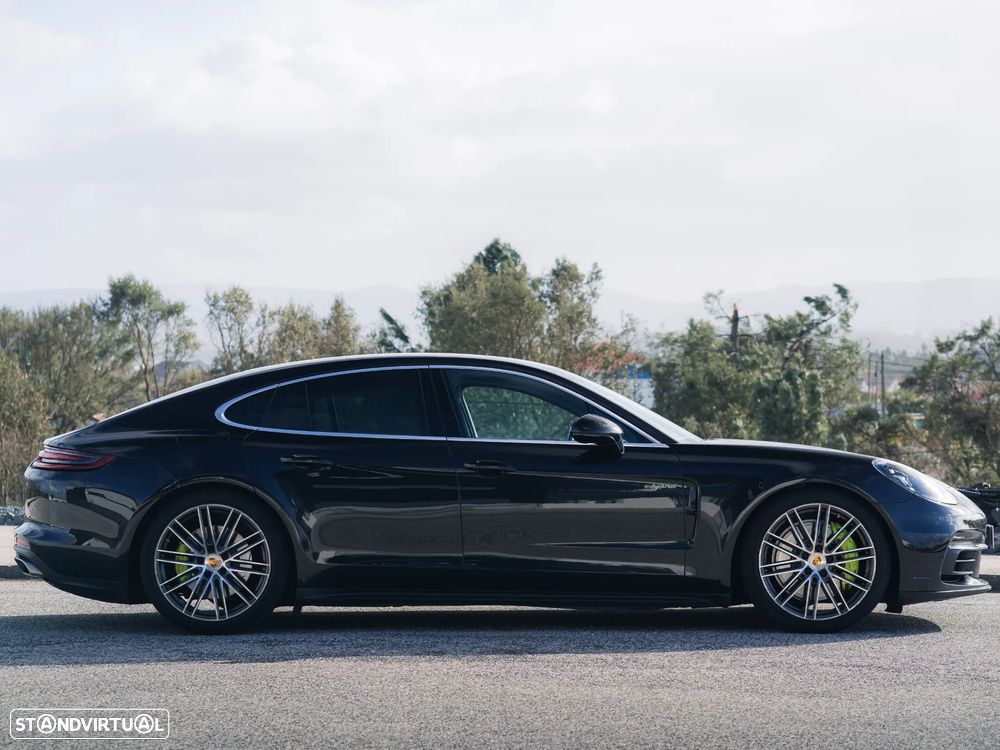 Porsche Panamera - 8