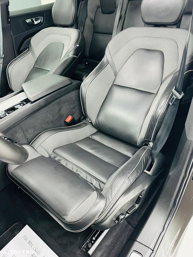 Volvo XC 60 B4 D Ultimate Dark - 24