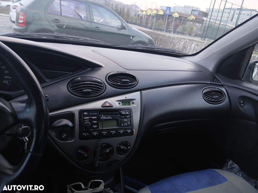 Ford Focus Wagon 1.8TDCi Ghia - 7