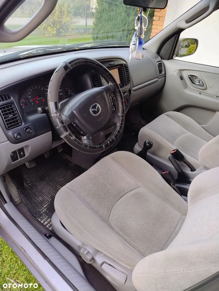 Mazda Tribute 4x4 Comfort - 3