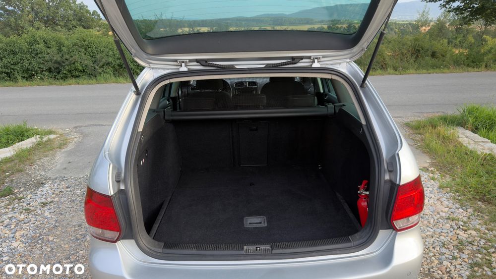 Volkswagen Golf 1.4 TSI BMT Comfortline - 34
