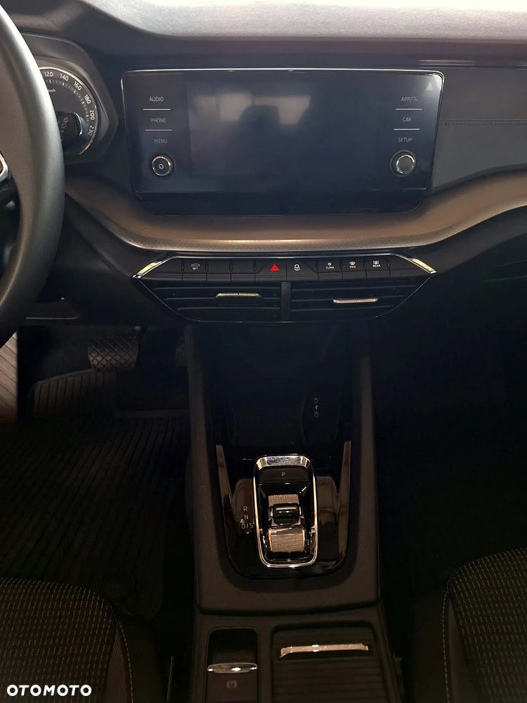 Skoda Octavia 2.0 TDI Ambition DSG - 9