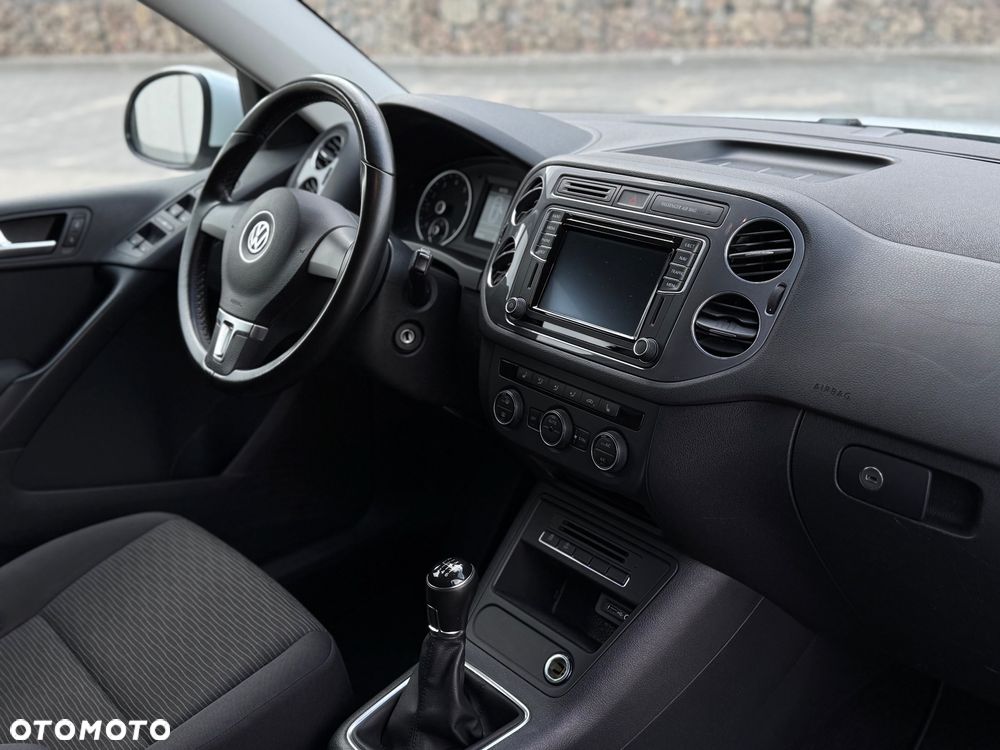 Volkswagen Tiguan - 8