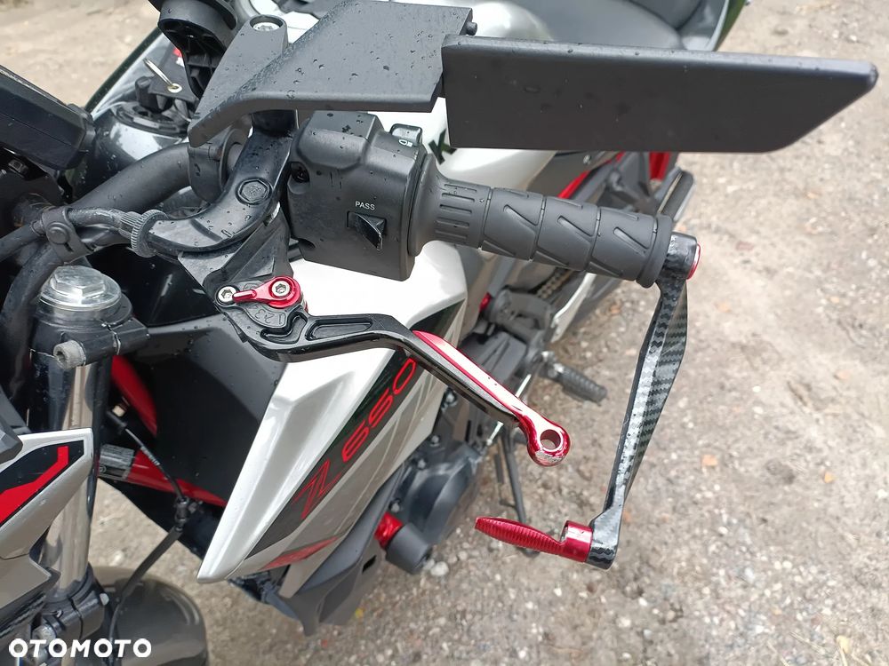 Kawasaki Z 650 - 12