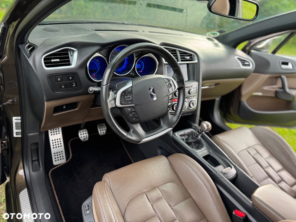 Citroën DS4 HDi 165 SportChic - 23