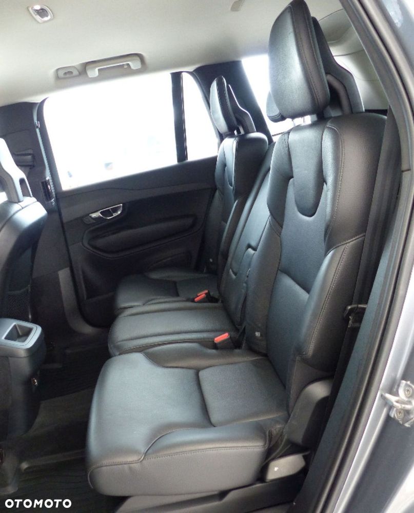 Volvo XC 90 D5 SCR AWD Momentum - 17