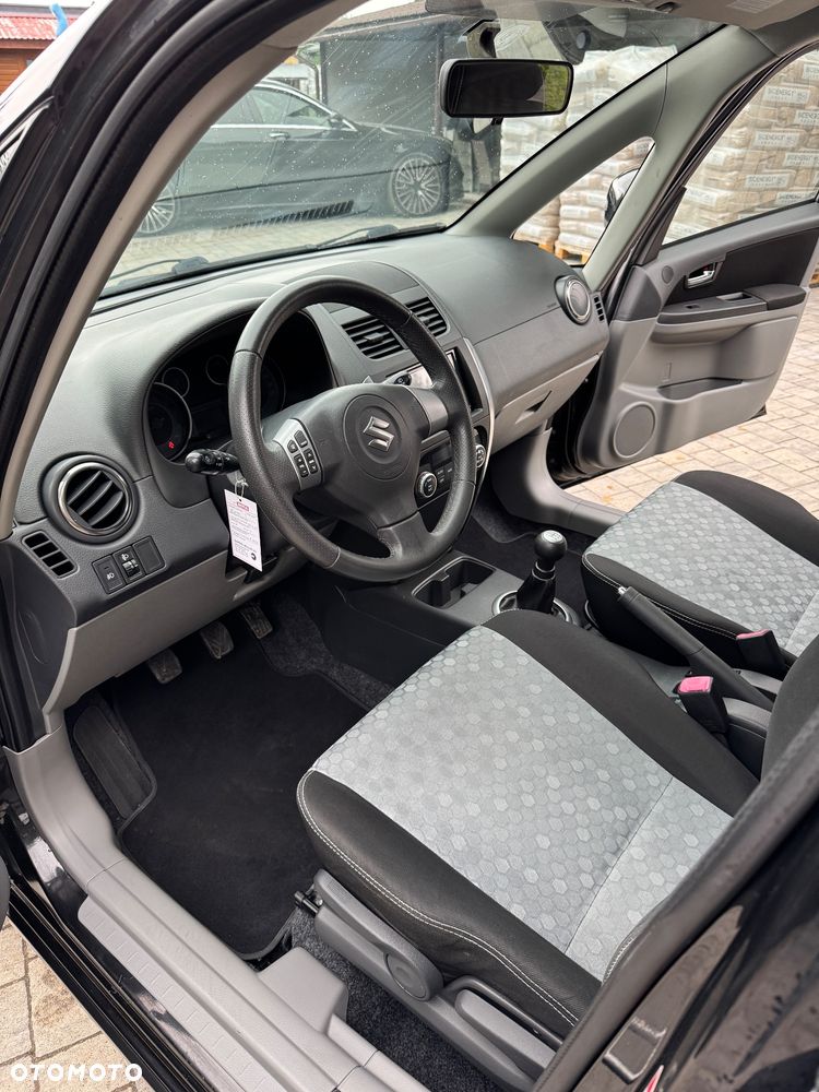 Suzuki SX4 1.6 VVT 4x4 Limited - 10