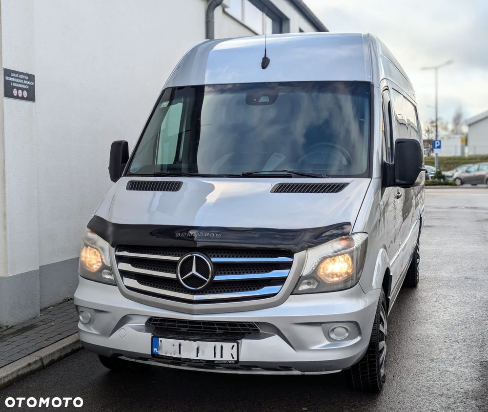 Mercedes-Benz Sprinter - 4