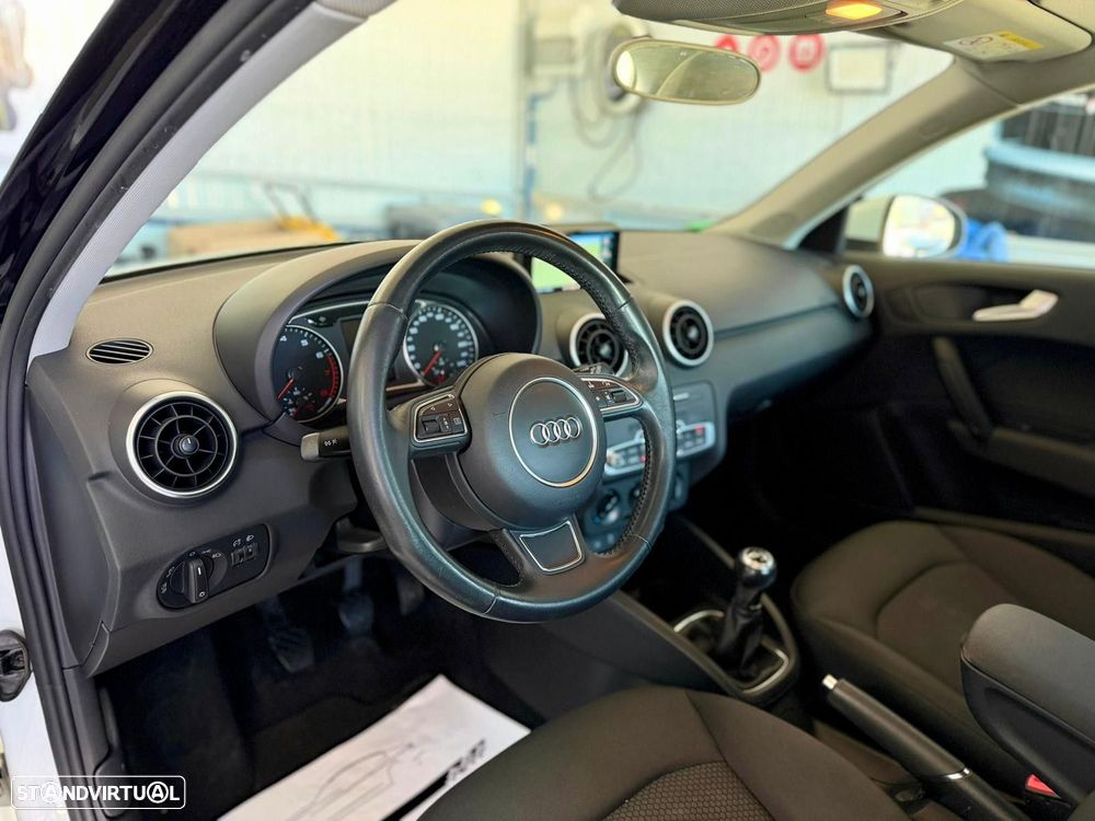 Audi A1 Sportback 1.0 TFSI S-line - 15