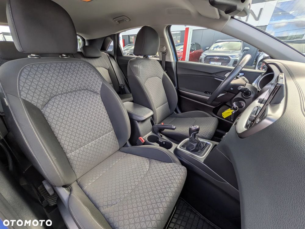 Kia Ceed 1.5 T-GDI M - 22