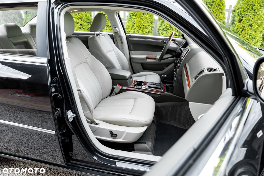 Chrysler 300C 2.7 Automatik - 23
