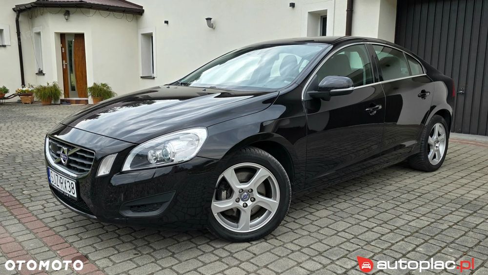 Volvo S60 2.0T Momentum - 1