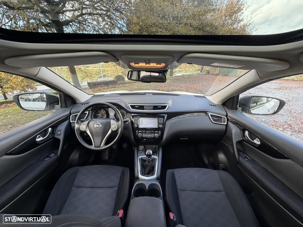 Nissan Qashqai 1.5 dCi N-Connecta Led - 11