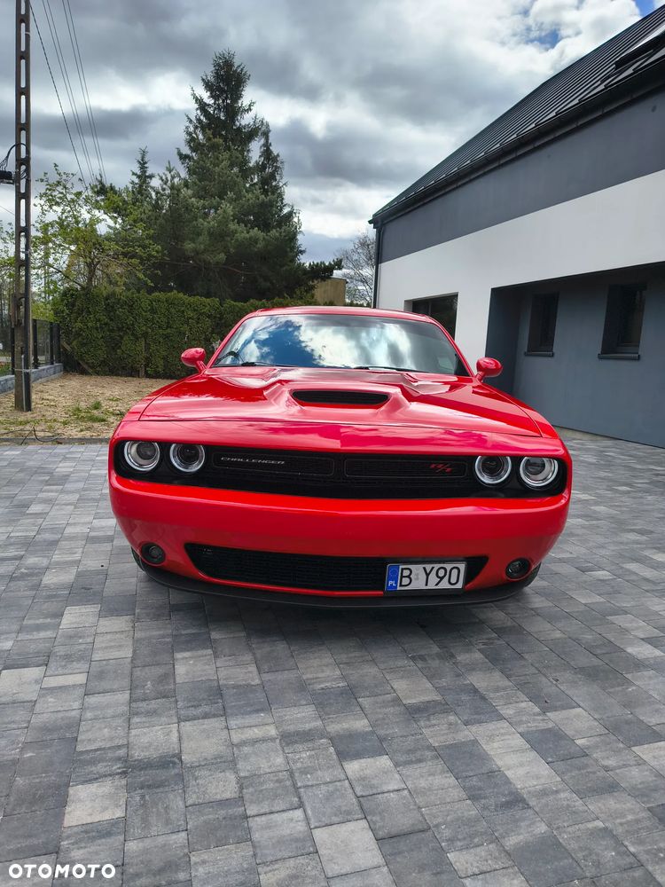 Dodge Challenger - 15