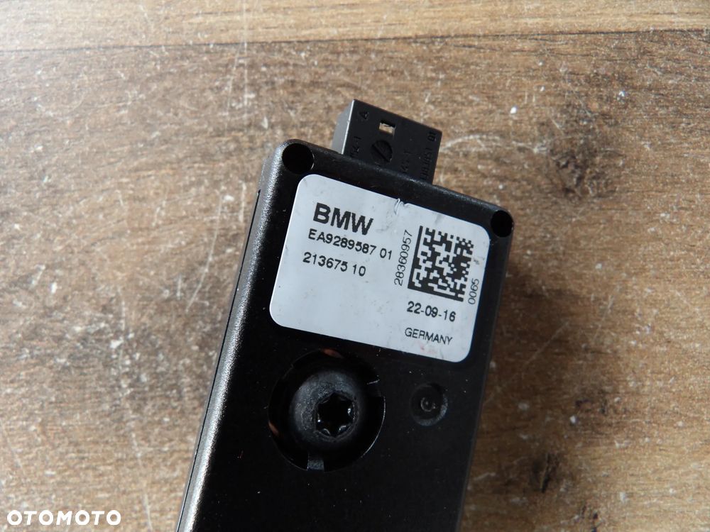 BMW - F46 - WZMACNIACZ PRZECIWZAKŁÓCENIOWY ANTENY - 9289587 - 2