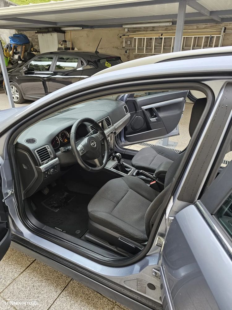 Opel Vectra Caravan 1.9 CDTi Cosmo - 14