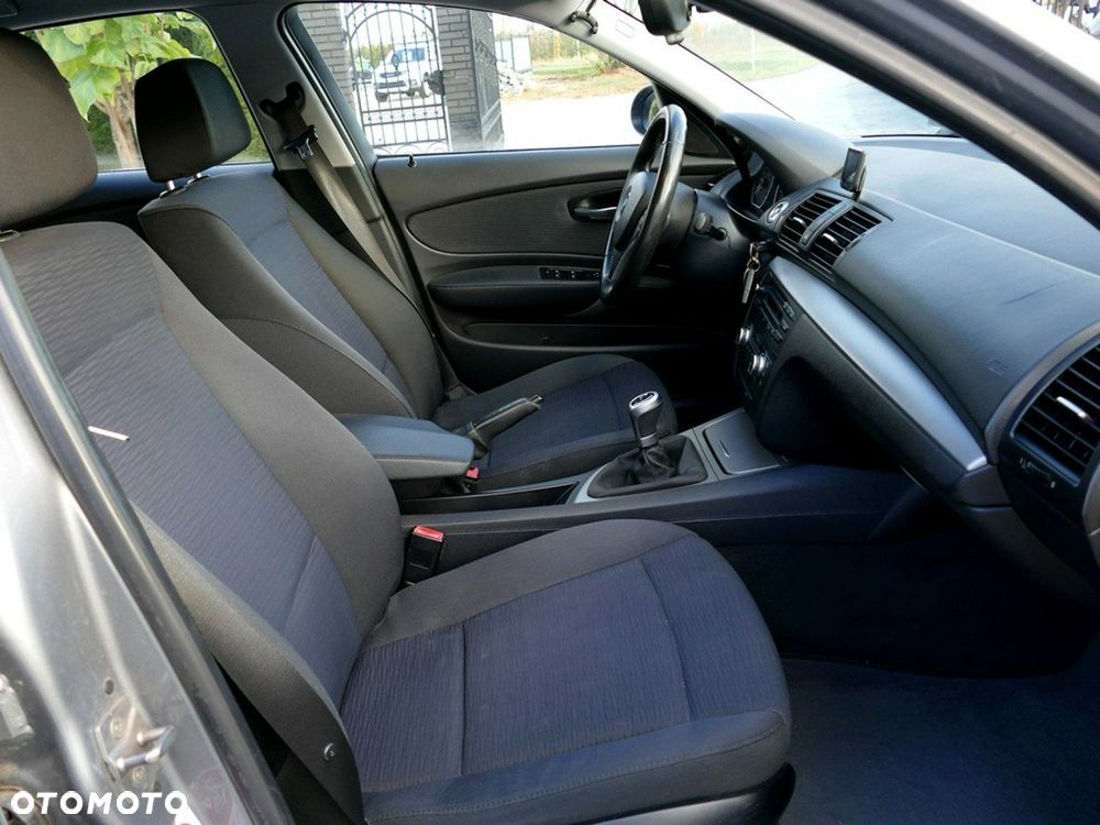 BMW Seria 1 118d Sport Line - 28