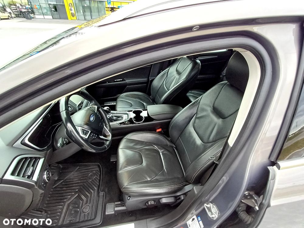 Ford Mondeo 2.0 TDCi STart-Stopp Titanium - 9