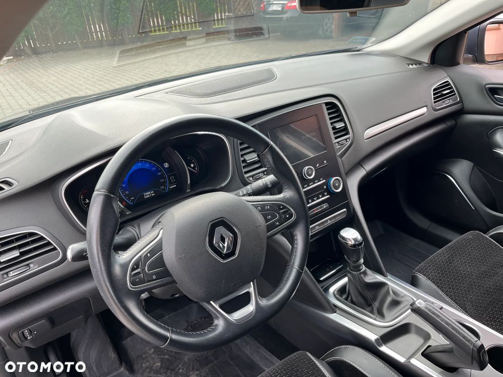 Renault Megane 1.2 Energy TCe Business - 10