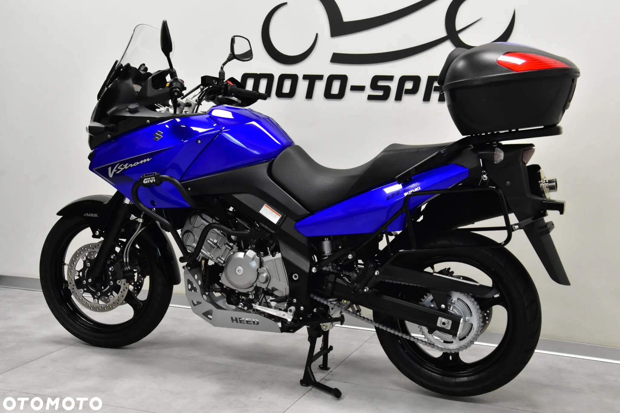 Suzuki DL - 6