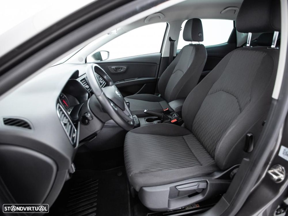 SEAT Leon — fotografia 8