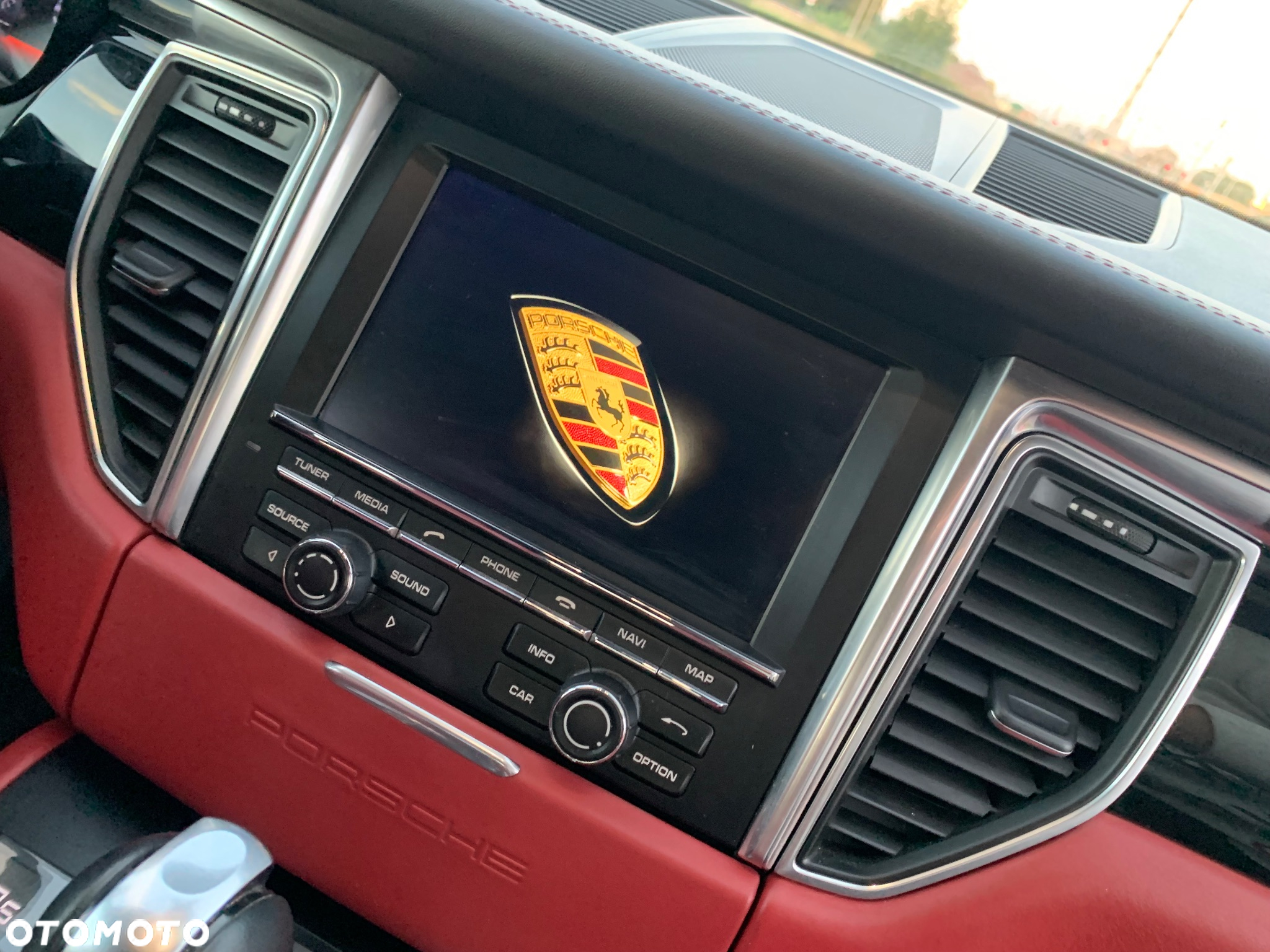 Porsche Macan S - 22