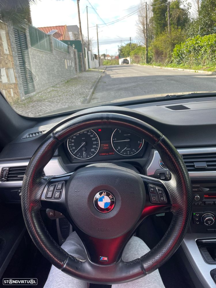 BMW 320 d Coupe - 10