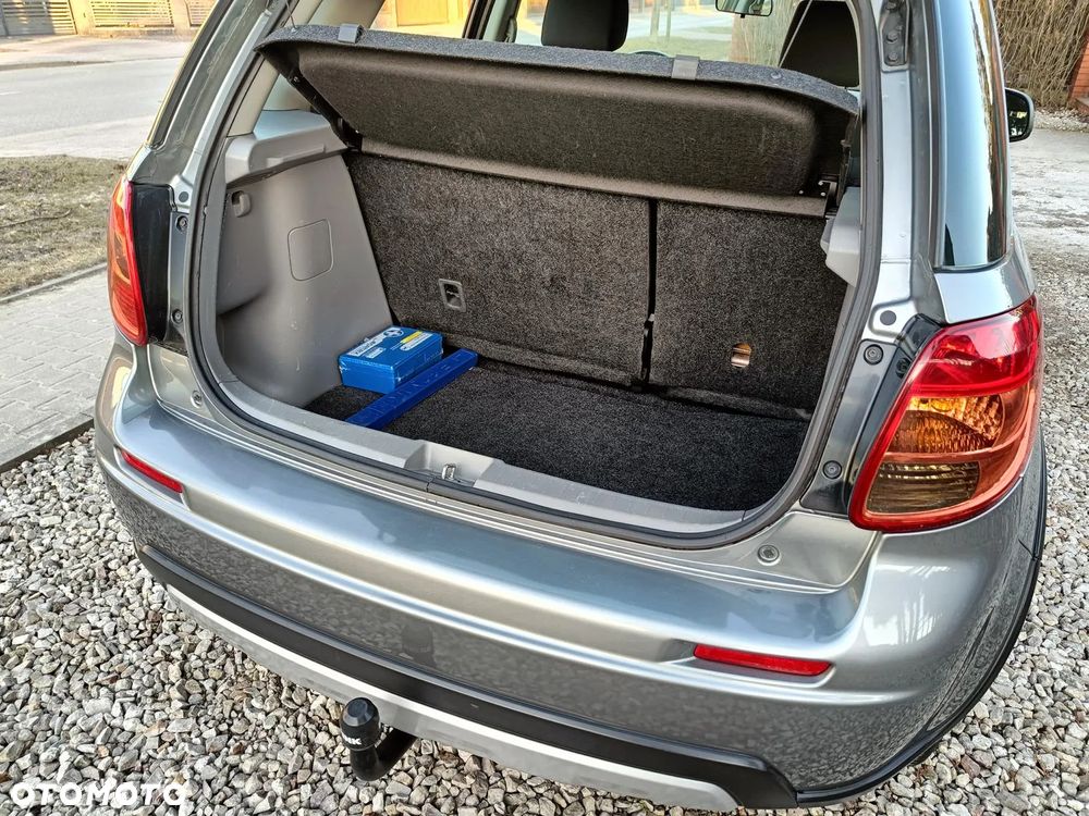 Suzuki SX4 1.6 Premium 4WD - 16