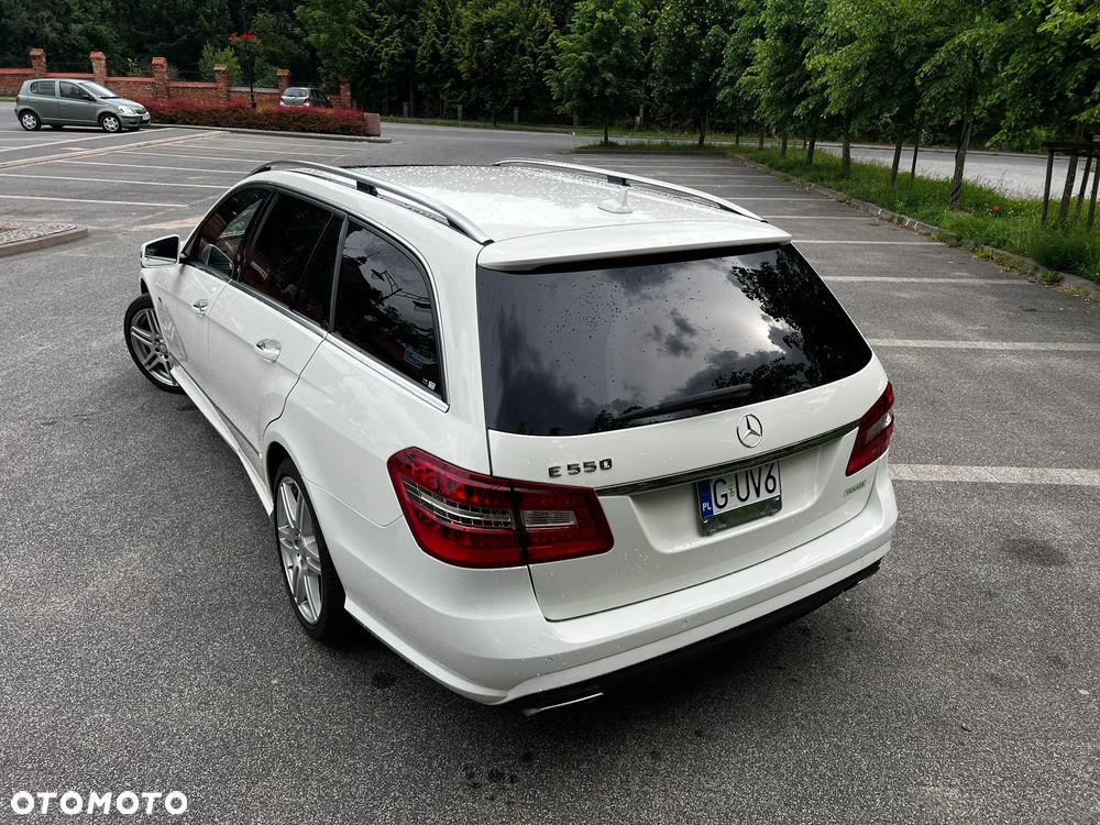 Mercedes-Benz Klasa E 500 BlueEFFICIENCY 7G-TRONIC Avantgarde - 5